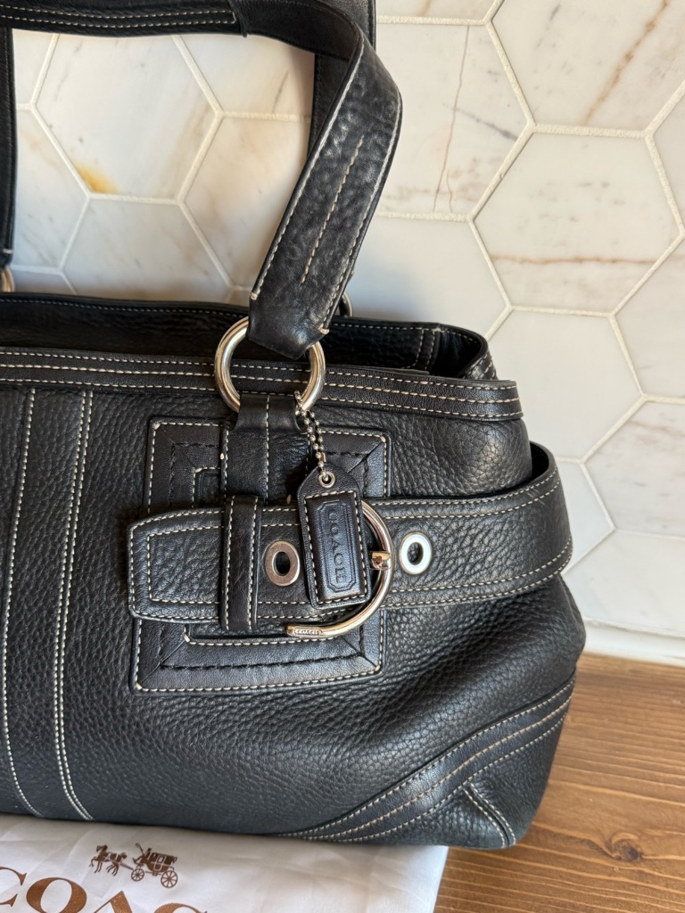 Vtg. Coach Black Pebbled Leather Shoulder Satchel with Buckle Accents - Picture 2 of 8